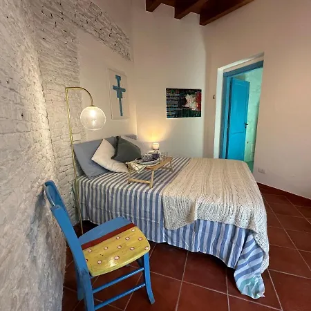 Apartment La Gallinaia With Bathroom